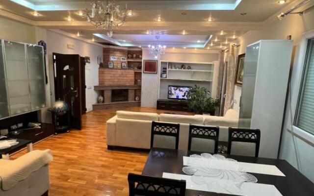 Luxury Rooftop Apartament