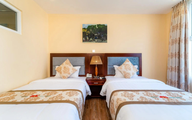 Nhat Minh Hotel and Apartment