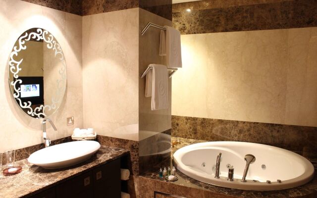 Safir Fintas Kuwait Hotel