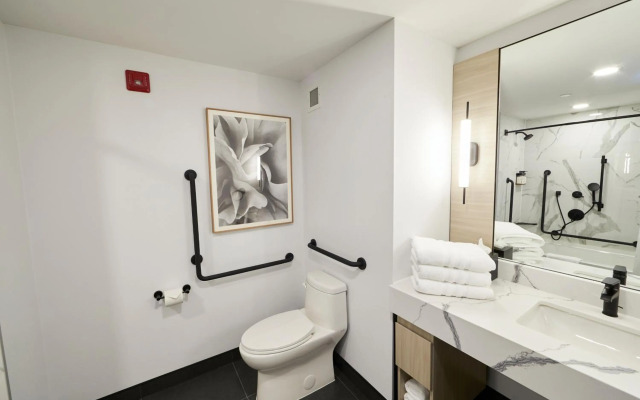 Bloom Mississauga, Tapestry Collection by Hilton