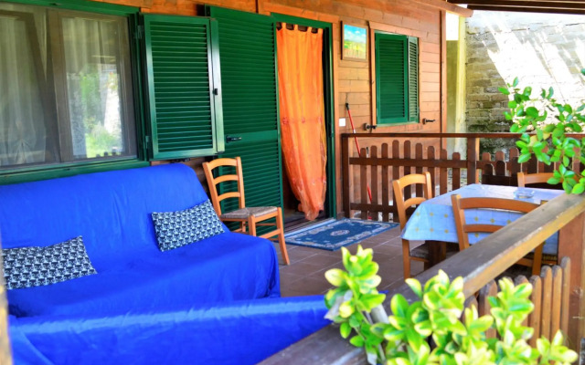 Villaggio Naif Mimosa