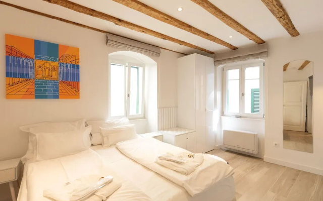 House Olenta