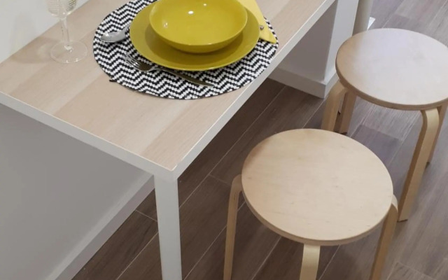 TMB (Train / Metro& Bus ) Oporto Station House