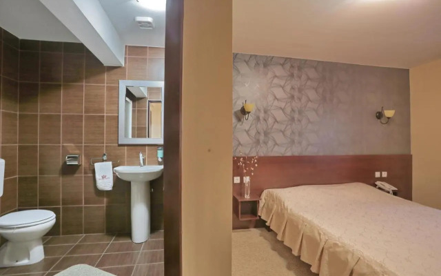 Knez Petrol Motel