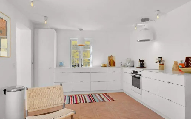 Centrally-located Retreat in Lokken