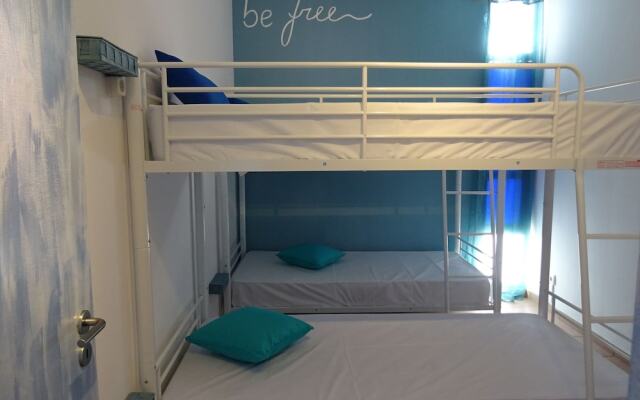 Faro Beach Life Hostel