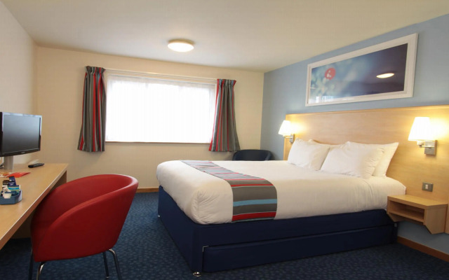 Travelodge Bicester Cherwell Valley M40