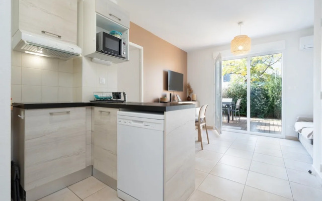 Villa in Valras-plage Near Sandy Beach