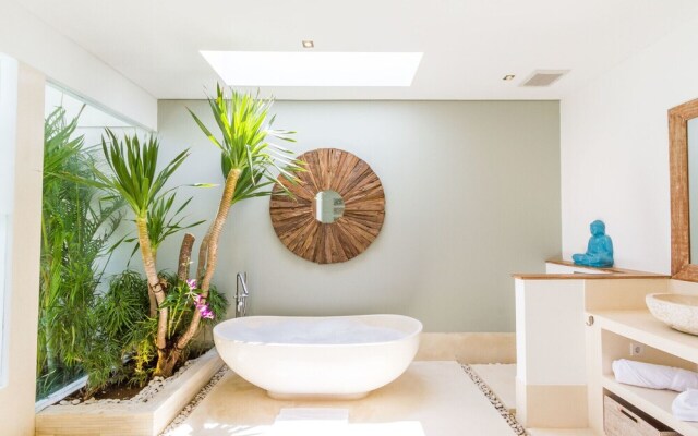 Private Villa in Seminyak 1164