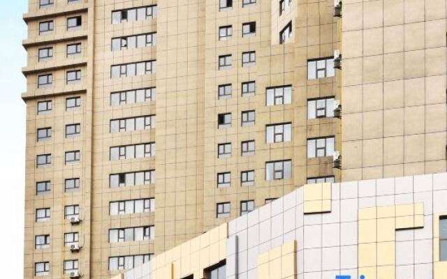 Homeinn Pebble Hotel (Hami Railway Station Bayi North Road)