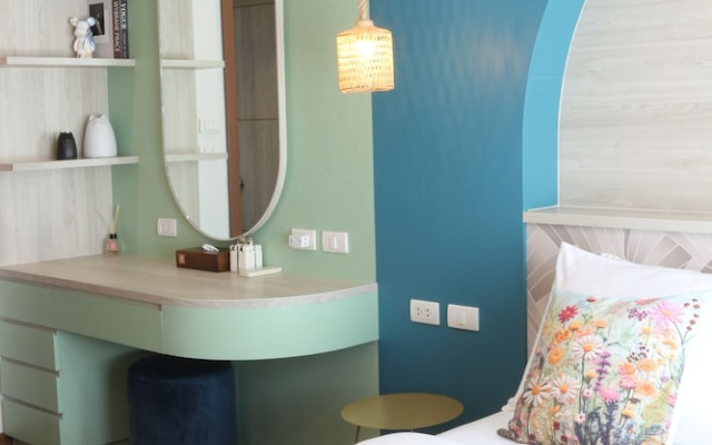 J The Park Condotel