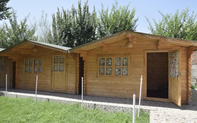 OYO 4692 KS Palace Srinagar