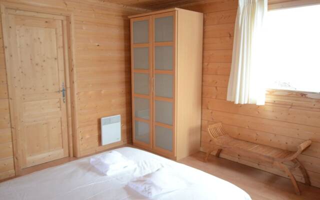 Cozy Chalet in Les Gets with Sauna