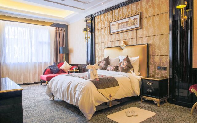 Happy Castle International Hotel