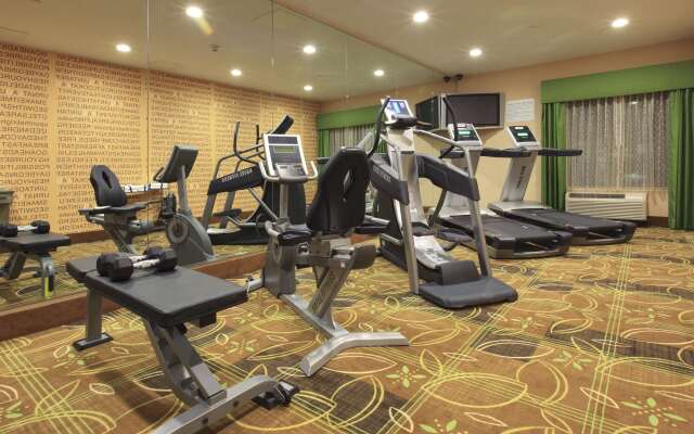 La Quinta Inn & Suites by Wyndham Memphis Wolfchase