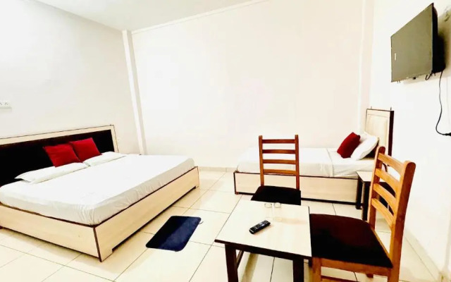 OYO 28196 Hotel Corbett Radiance