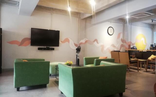 Pinxs Hostel Gunung Sahari