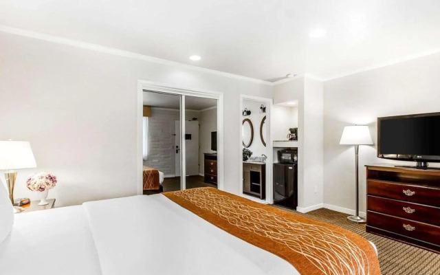 The Inn at 1252