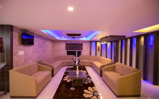 South Gate Residency