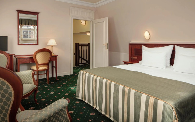 Humboldt Park Hotel And Spa