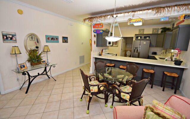 Spinnaker Pointe 1B by RedAwning