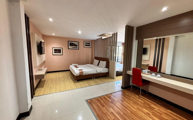 Siam Grand Hotel