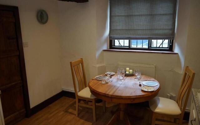 Historic 2bed - Traditional Countryside Retreat