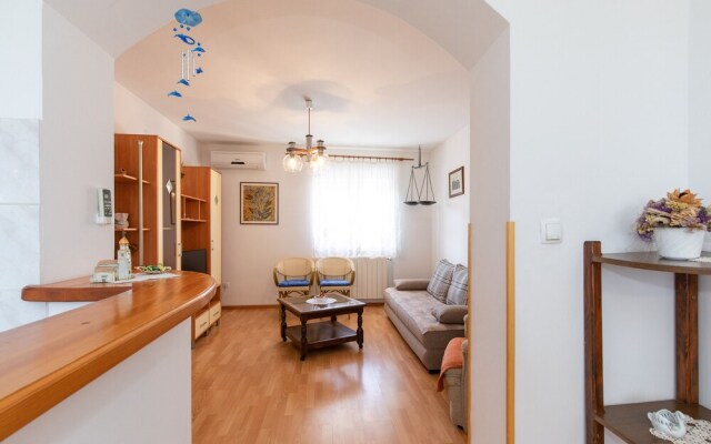 2-bedroom Krk Apartment - Near Krk Beaches & Town!