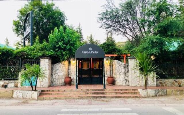 Hotel Cruz de Piedra