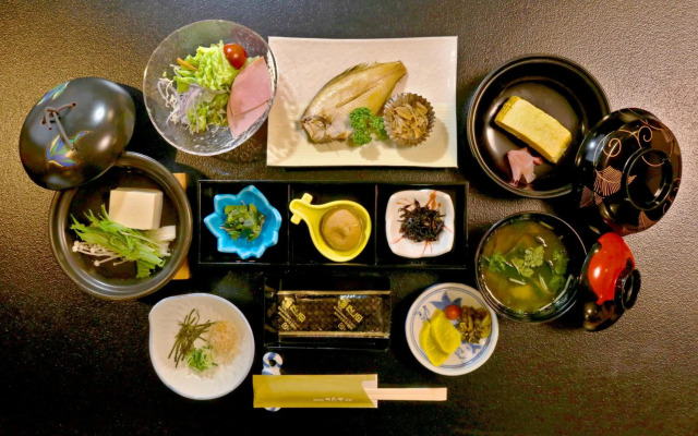 Tsutaya Ryokan