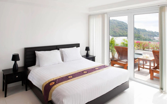 Kata Ocean View Residences