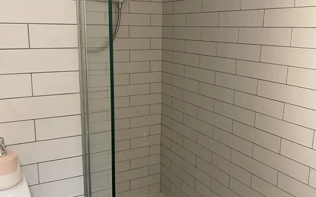 Dealhouse Apartments 10
