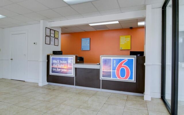 Motel 6 Atlanta - Chamblee Tucker