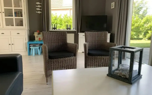 Lovely Bungalow With Garden