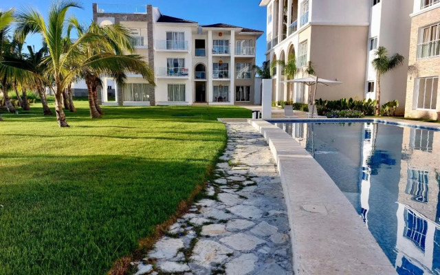 Relax Apto Pool And Golf View in Cana Pearl