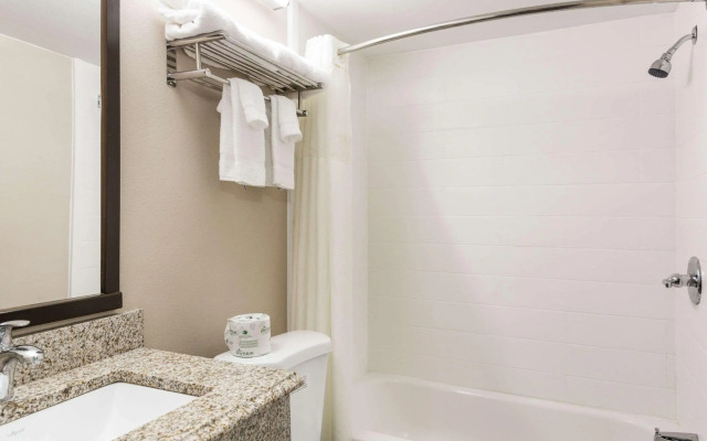 Pocono Inn & Banquet