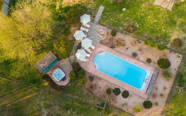 Mockingjay by AvantStay Peaceful Ranch Home w Spa Pool