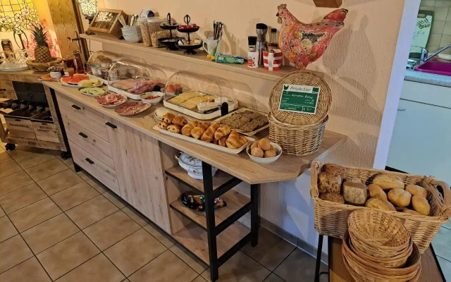 Pension-Ferienwohnungen-Ferienhaus Gwosch