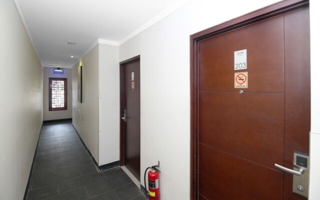 Tjiang Residence
