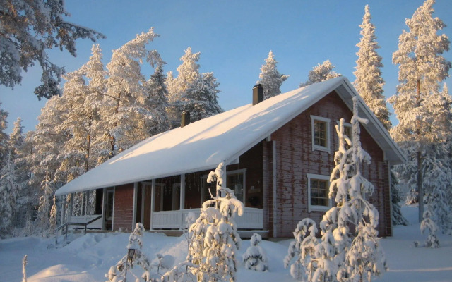 Arctic Light Apartments
