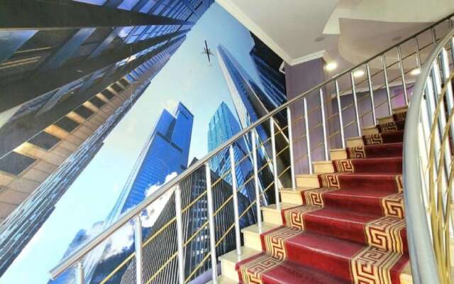 Ariva Center Hotel