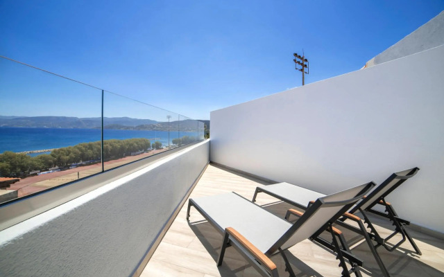 Naiades Marina Hotel