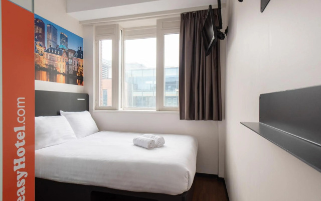 easyHotel The Hague City Centre