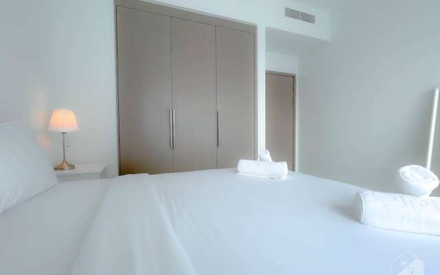 Stunning Apt with Breathtaking Views Downtown