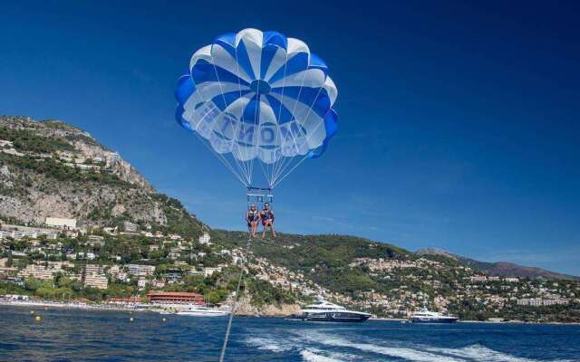Monte-Carlo Bay Hotel & Resort