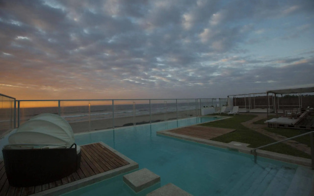 Suites del Mar