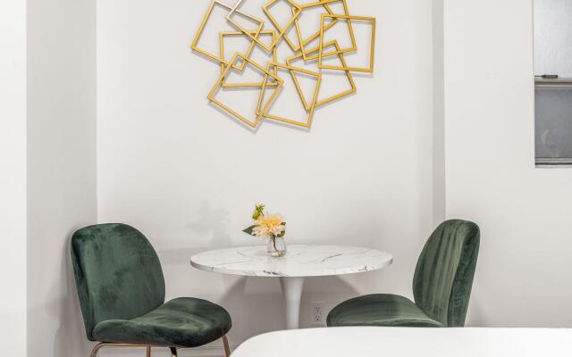 La Monarca Residential Hotel - Unit 204