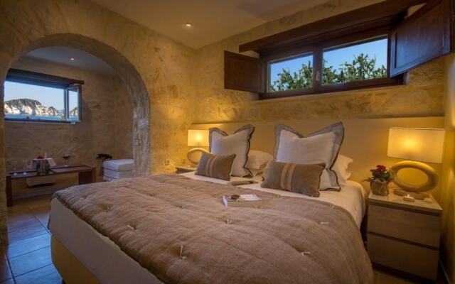 Exensian Villas Suites 3-bedroom Executive Villa With Private Pool