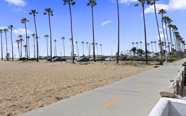 Balboa Condos by ELVR