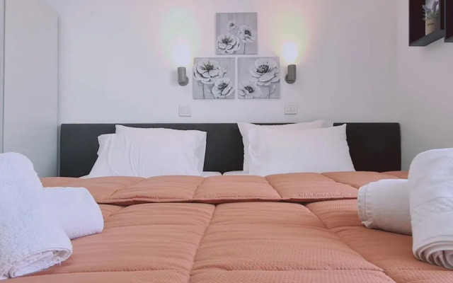 100 AN - Napa Living 19